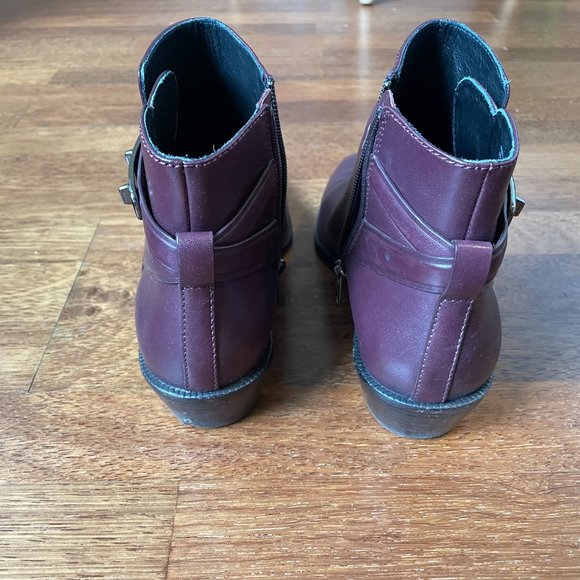 Coach Burgundy Booties - Great Condition! - Picture 6 of 9